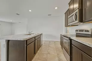 718 SW Crean Terrace SW, Port Saint Lucie, FL 34953 - Photo 6