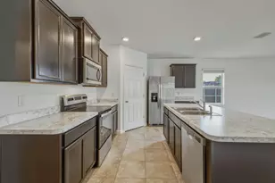 718 SW Crean Terrace SW, Port Saint Lucie, FL 34953 - Photo 4