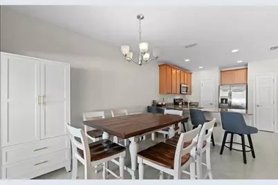3725 Crofton Court, Fort Myers, FL 33916 - Photo 4