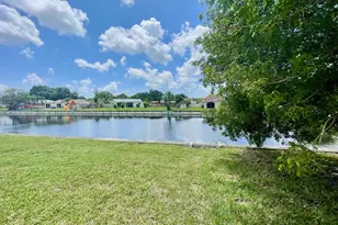 6606 NW 95th Ave, Tamarac, FL 33321 - Photo 2