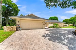 6692 N Grande Dr, Boca Raton, FL 33433 - Photo 4
