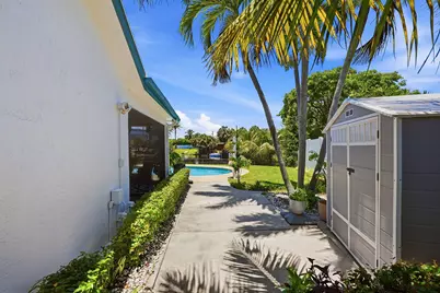 1401 SW 28th Terrace, Deerfield Beach, FL 33442 - Photo 44