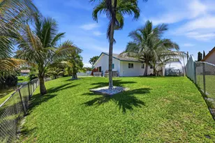 1401 SW 28th Terrace, Deerfield Beach, FL 33442 - Photo 36
