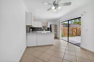 7582 Courtyard Run E, Boca Raton, FL 33433 - Photo 6