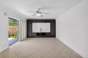 7582 Courtyard Run E, Boca Raton, FL 33433 - Photo 46