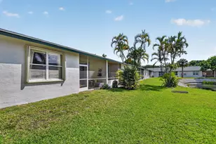 3162 Via Poinciana, Lake Worth, FL 33467 - Photo 38