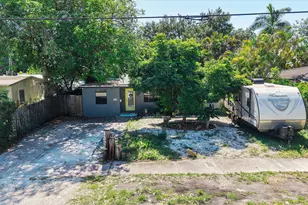 1326 SW 23rd Ave, Fort Lauderdale, FL 33312 - Photo 18