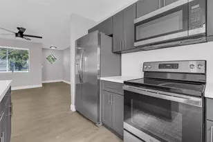 3240 Sheridan Ln, Hollywood, FL 33021 - Photo 8