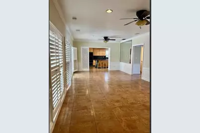 3913 Northampton Way, Tampa, FL 33618 - Photo 10