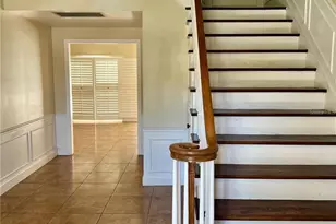 3913 Northampton Way, Tampa, FL 33618 - Photo 4