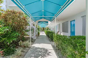 37 Yacht Club Dr, North Palm Beach, FL 33408 - Photo 4