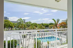 37 Yacht Club Dr, North Palm Beach, FL 33408 - Photo 18