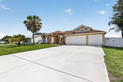 268 SW Moselle Avenue, Port Saint Lucie, FL 34984 - Photo 6