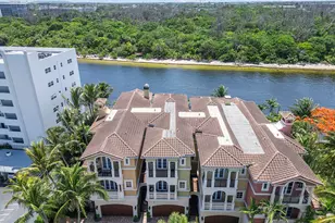 449 NE 19th Ave, Deerfield Beach, FL 33441 - Photo 10