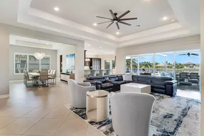 7754 Maywood Crest Drive, Palm Beach Gardens, FL 33412 - Photo 4