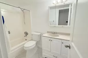 501 W Kalmia Dr, West Palm Beach, FL 33403 - Photo 12