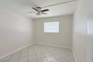 501 W Kalmia Dr, West Palm Beach, FL 33403 - Photo 6