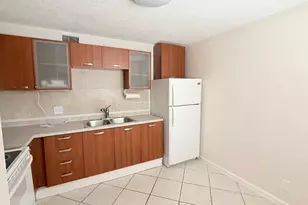 501 W Kalmia Dr, West Palm Beach, FL 33403 - Photo 4