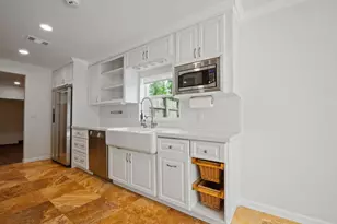 561 SW 168th Terrace, Weston, FL 33326 - Photo 8