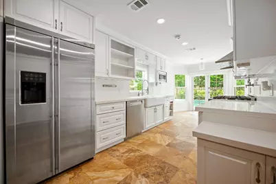 561 SW 168th Terrace, Weston, FL 33326 - Photo 8