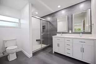 561 SW 168th Terrace, Weston, FL 33326 - Photo 16