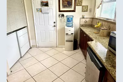 6940 NW 14th Court NW, Plantation, FL 33313 - Photo 10