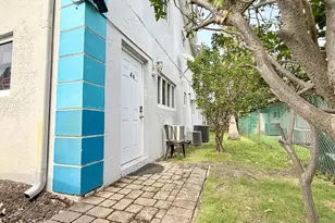 820 NE 17th Ave, Fort Lauderdale, FL 33304 - Photo 6