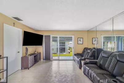 191 SE Village Drive #191, Port Saint Lucie, FL 34952 - Photo 6