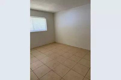 3941 Crystal Lake Drive #E, Pompano Beach, FL 33064 - Photo 8