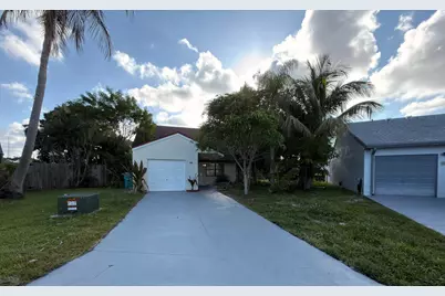 46 Tara Lakes Drive E, Boynton Beach, FL 33436 - Photo 1