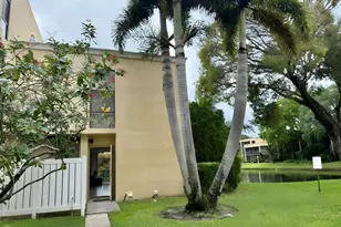 2910 SW 87th Terrace, Davie, FL 33328 - Photo 4