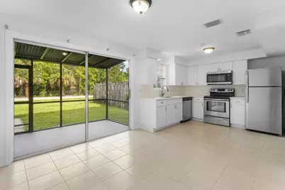 304 Georgian Park Drive, Jupiter, FL 33458 - Photo 8