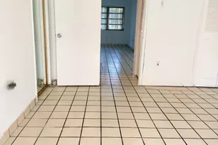 20330 NE 2nd Ave, Miami Gardens, FL 33179 - Photo 10