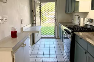 20330 NE 2nd Ave, Miami Gardens, FL 33179 - Photo 1
