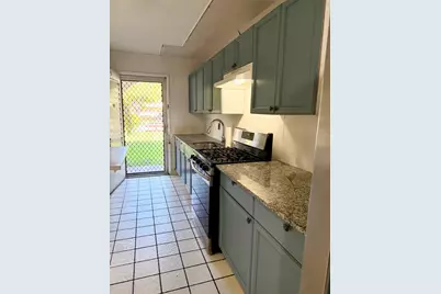 20330 NE 2nd Avenue #D-5, Miami Gardens, FL 33179 - Photo 4