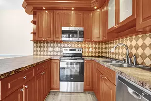 9951 NW 6th Ct, Plantation, FL 33324 - Photo 14