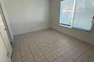2317 NE 2nd St, Pompano Beach, FL 33062 - Photo 2