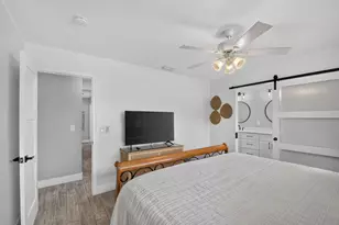 445 Palo Alto Dr, Palm Springs, FL 33461 - Photo 22