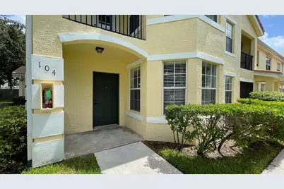 170 SW Peacock Boulevard #36-104, Port Saint Lucie, FL 34986 - Photo 2