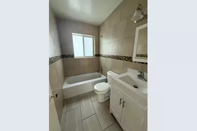 2317 NE 2nd Street #5, Pompano Beach, FL 33062 - Photo 4