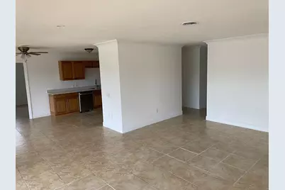18 Andros Road, Palm Springs, FL 33461 - Photo 4