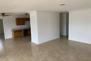 18 Andros Rd, Palm Springs, FL 33461 - Photo 4