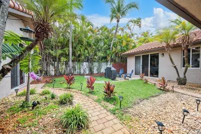 14520 SW 37th Street, Miramar, FL 33027 - Photo 10