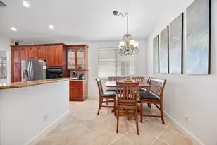 14520 SW 37th St, Miramar, FL 33027 - Photo 10