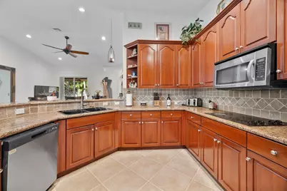 14520 SW 37th Street, Miramar, FL 33027 - Photo 6
