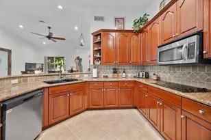 14520 SW 37th St, Miramar, FL 33027 - Photo 6