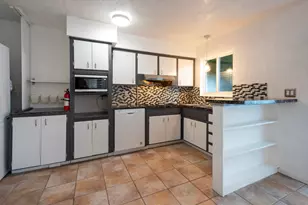 1528 NE 33rd St, Oakland Park, FL 33334 - Photo 6