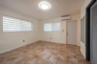 1528 NE 33rd St, Oakland Park, FL 33334 - Photo 10