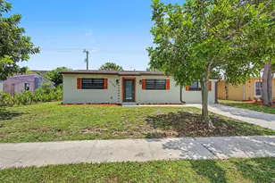 9298 Birmingham Dr, Palm Beach Gardens, FL 33410 - Photo 1