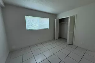 1913 NE 2nd St, Pompano Beach, FL 33060 - Photo 6